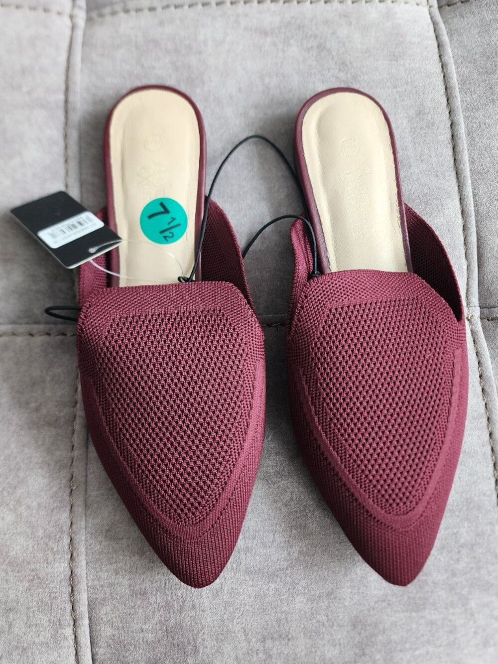 NEW American Exchange Women's Flat Slip On Sandals Size 7.5W